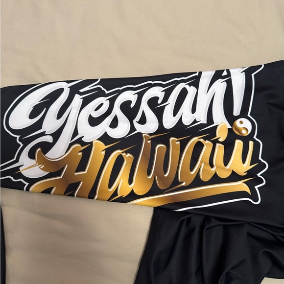 Made in hawaii black leggings XL - Picture 2 of 3